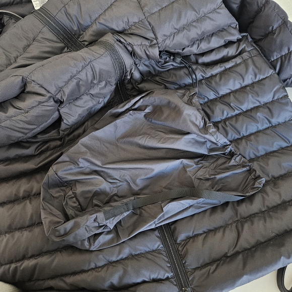Lululemon | Pack It Down Jacket Black 700 Down Puff Coat Outdoor, Womens 6 - Picture 8 of 10